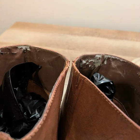 Arturo Chiang Tan Leather Boots W/Buckle Details - Picture 6 of 7